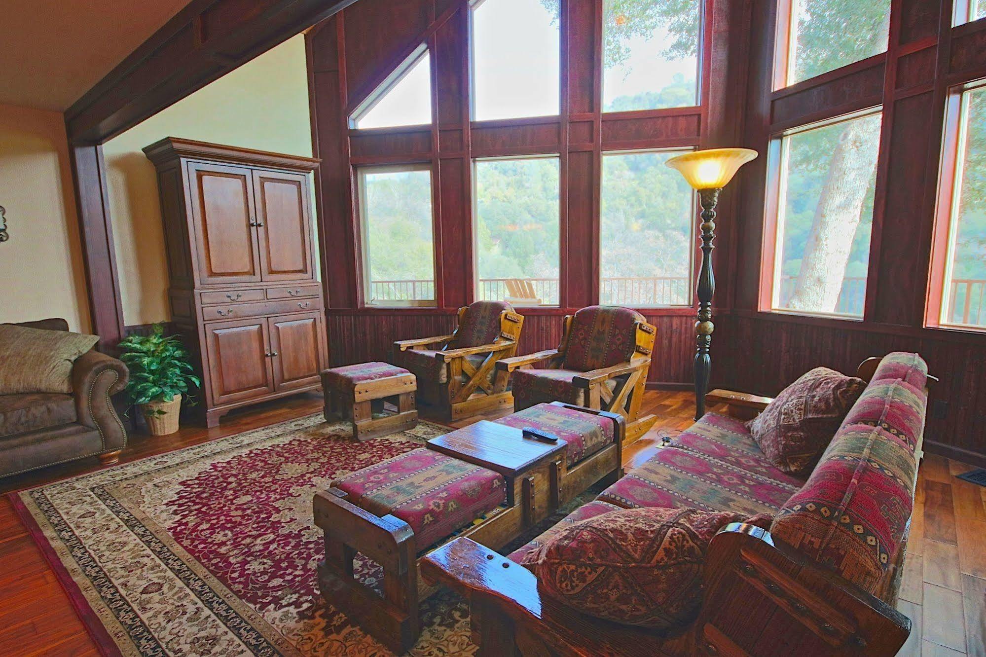 Riverfront Property With Waterfalls Near Yosemite And Bass Lake Oakhurst Exterior photo